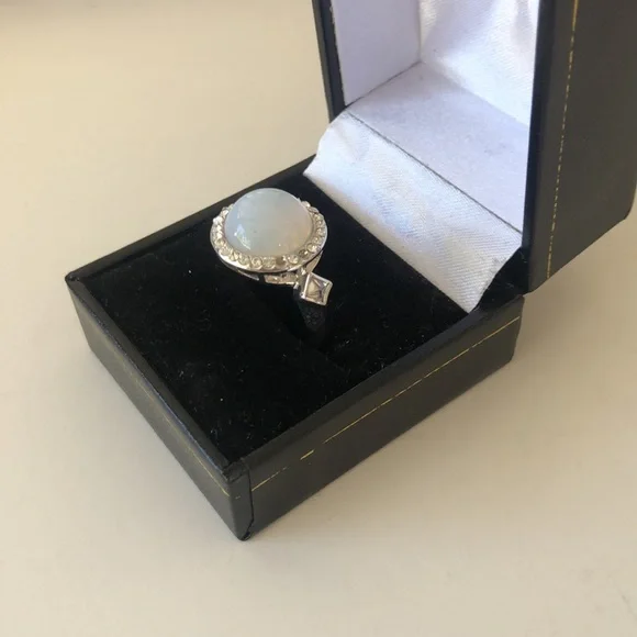 Vintage Women ring size 9 T#1 - Picture 3 of 9